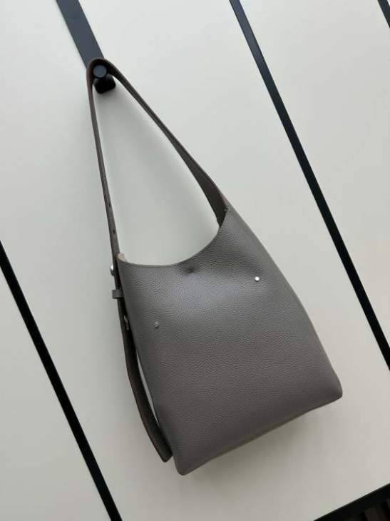 Picture of Tory Burch Handbags _SKUfw237708304fw